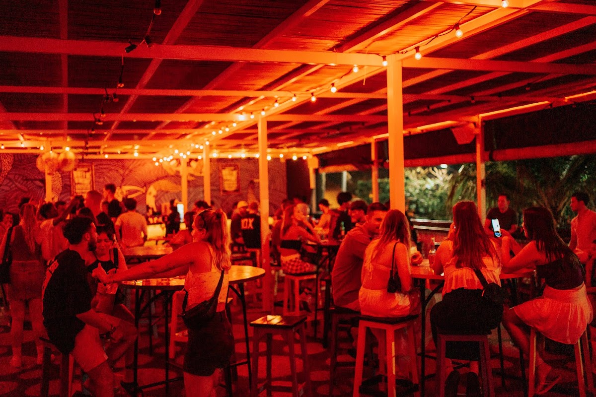 Old Man's Canggu beachfront bar at night